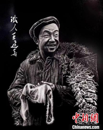 “90后”在酒泉：鍥而不舍，鐵筆生花，他只拿作品說(shuō)話