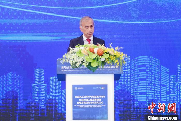 聯(lián)合國駐華協(xié)調(diào)員常啟德發(fā)表演講。