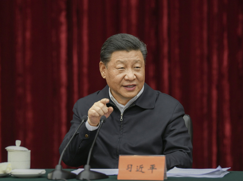 2019年4月15日至17日，中共中央總書記、國家主席、中央軍委主席習近平在重慶考察，并主持召開解決“兩不愁三保障”突出問題座談會。這是4月16日下午，習近平主持召開解決“兩不愁三保障”突出問題座談會并發(fā)表重要講話。新華社記者 謝環(huán)馳 攝